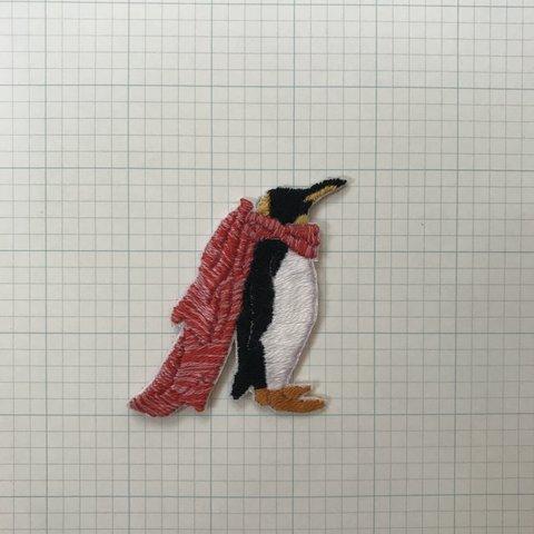 刺繡ワッペン　ペンギン（赤いマフラー）