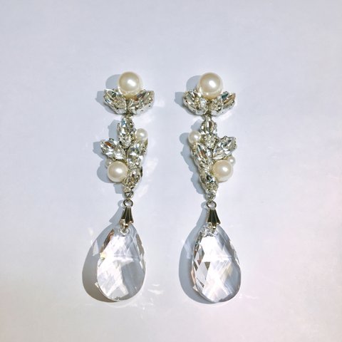 pearl×swarovski leaf drop pierce・earring 