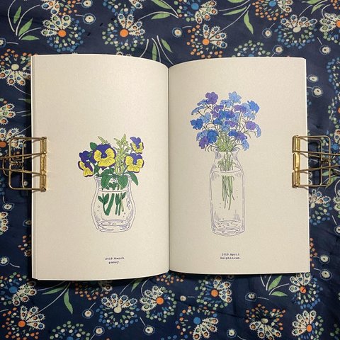 お花のイラスト冊子　flowers in the room