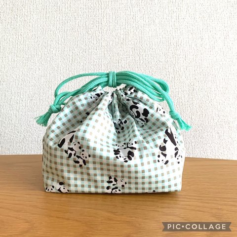 保温保冷･パンダの親子GREEN･お弁当袋（Mサイズ）