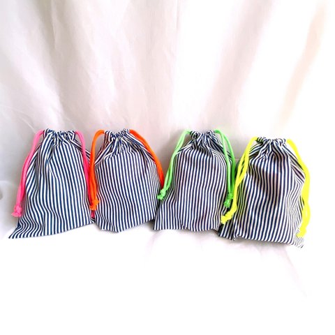 入園入学2024 ☆ ネオンカラーの紐がアクセント✨ ブルーストライプ 給食袋 紐のカラーが選べます！
