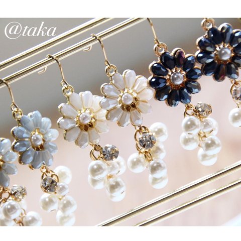 ワンコイン♡フラワーパールピアス(ネイビー)