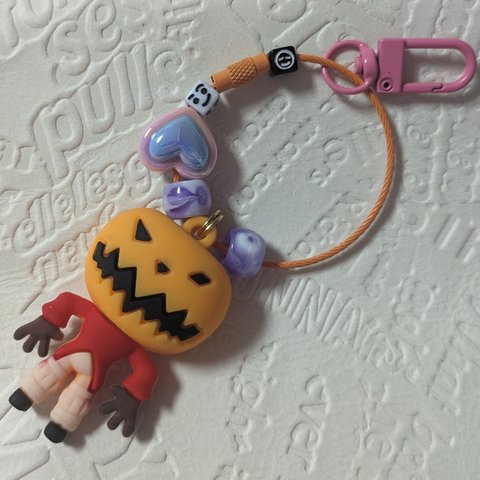 ハロウィン限定キーホルダー　おばけかぼちゃ04