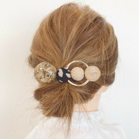 ヘアアクセサリー