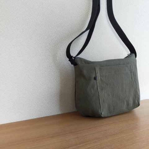 斜め掛け サコッシュ ショルダー バッグ 　Khaki