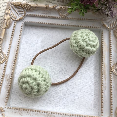 編みボールのヘアゴム(緑)