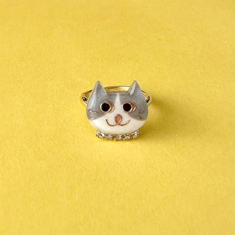 〈NEW〉ワガママニャンコ　ハチワレ猫　リング　指輪　11号ぐらいフリーサイズ