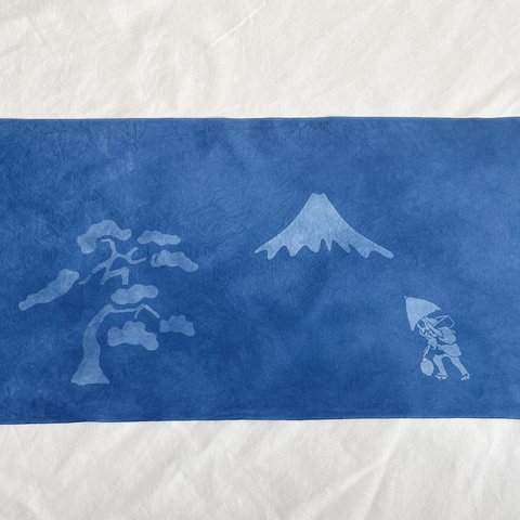 送料無料　"三保の松原で夕立" 絞り染め　藍染手ぬぐい　富士山　松　雨　浮世絵