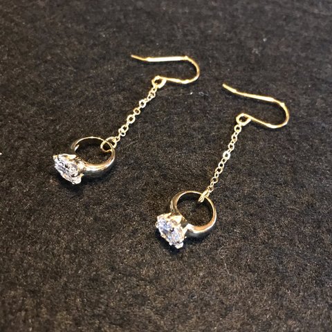 立て爪リングピアス💍