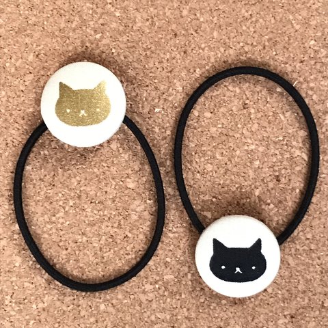 【再販7】金の猫×黒猫  くるみボタンヘアゴム♡