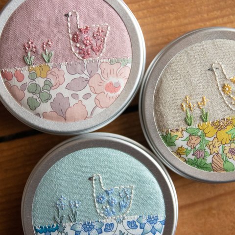 刺繍缶キット：花色、バイキング(大)