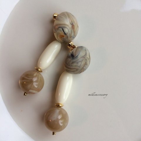 〈German vintage〉クリーム×ベージュイヤリング milleaccessory