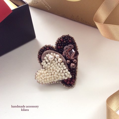 Chocolatビーズ刺繍ブローチ✧dark