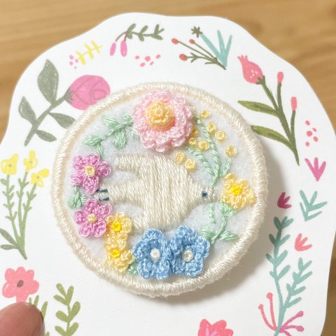 編み物と刺繍のブローチ✤鳥と花