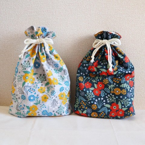 2色展開◎花柄巾着　♦︎お着替え入れやおむつ入れ等に