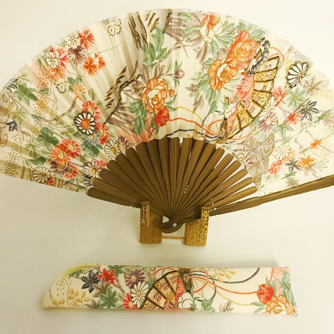 着物扇子　アンティークの絹の着物使用　日本の京都の職人が手仕事で制作　オンリーワン　プレゼントに最適 #6