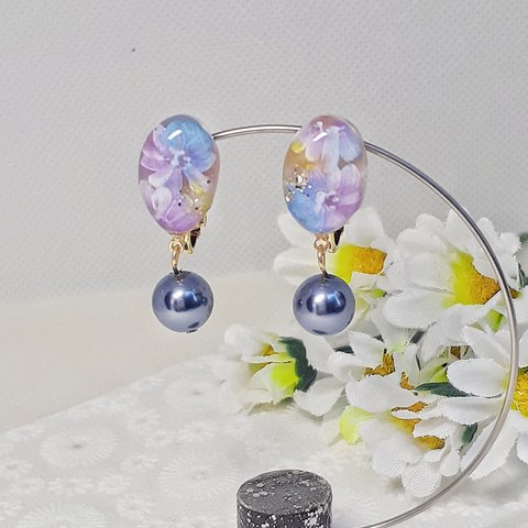 【アレルギー対応】【送料無料】艶花のイヤリングmini☆ブルー☆レジン