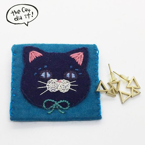 ネコ刺繍アクセサリーポーチ(S)　☆送料無料☆