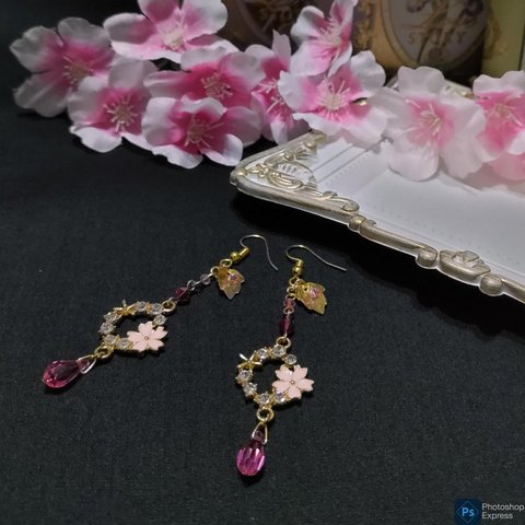 時を刻む桜花のピアス(昼桜)(イヤリング)/Ltローズ×ゴールド色