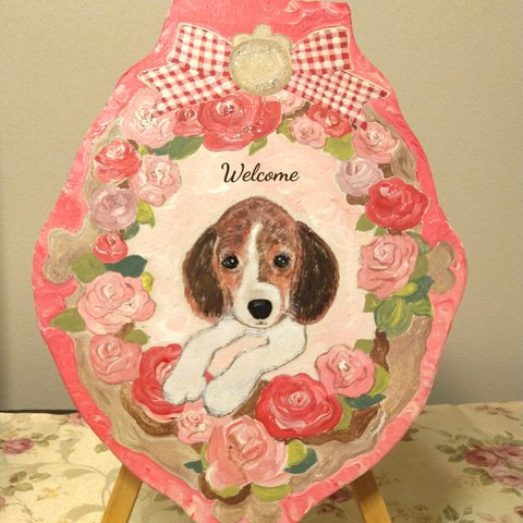 トールペイントハンドメイド☆ビーグル 犬 ペット 絵 赤薔薇 チェックリボン 表札看板プレゼントに！文字入れ無料！