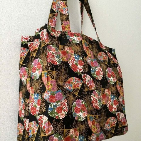 黒と金扇子タイト・アンド・タイディ・トートバッグ; Japanese Black and Gold Floral Fans Tight ‘n’ Tidy Tote Bag、エコバッグ、eco bag