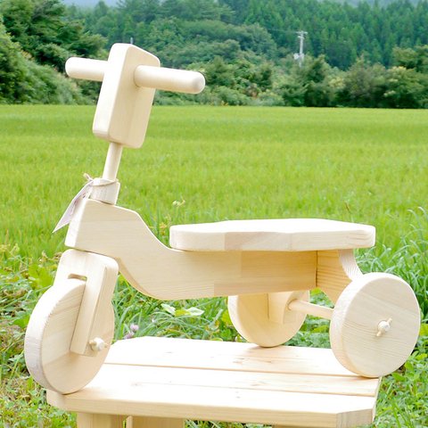 木製三輪車