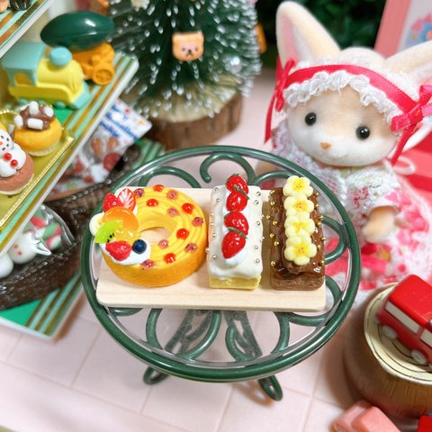 3種のフルーツケーキ