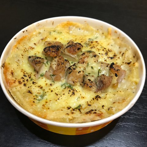 ジューシーなチキンマカロニグラタン4皿セット