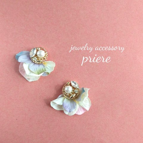 ＊クリアビジュー花びらアクセサリー＊2way(パープル)(ピアス・イヤリング・チタンピアス)＊