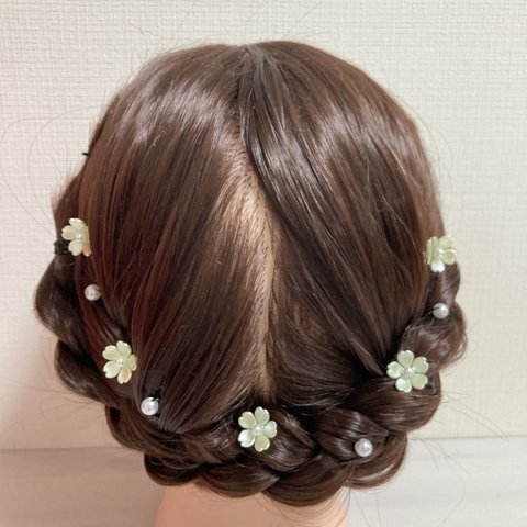 【Uピン】小ぶりな桜とパールのヘアピン　黄色