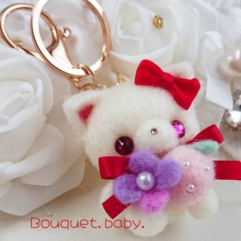 ねこ🍓マスコットキーホルダー💝🐰リボン୨୧キッズ୨୧プレゼントにも💛  Bouquet&baby