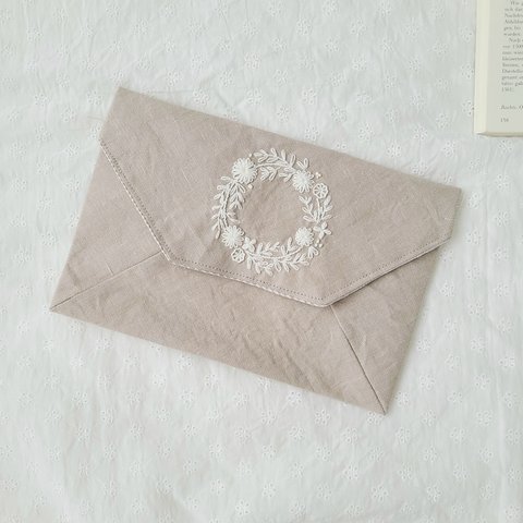 手刺繍の数寄屋袋【ソイラテ】