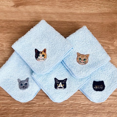 春夏限定☆毛並みまだ感じる猫刺繍と晴れやかパステルブルーの泉州タオルハンカチ