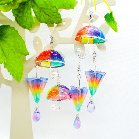 レインボーアンブレラ🌈☂️のアンシンメトリーピアス/イヤリング変更可