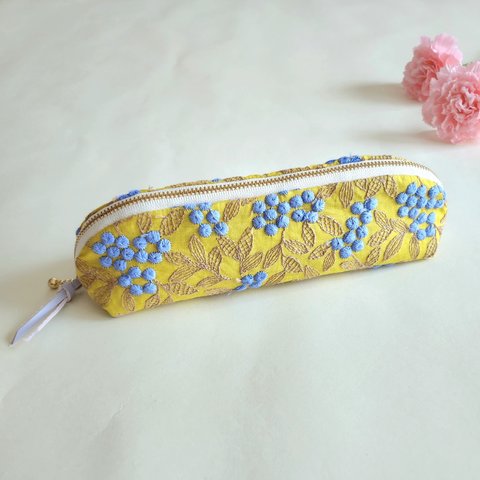 ぷくまる刺繍のメガネケース*ペンケース | マスタードイエロー【クリスマス】