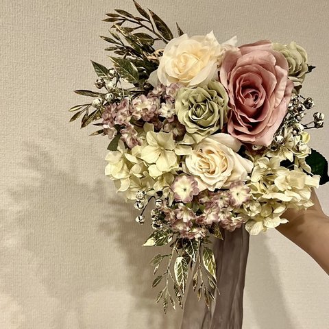 アーティフィシャルフラワー ウェディングブーケ　ブートニア　結婚式　前撮り