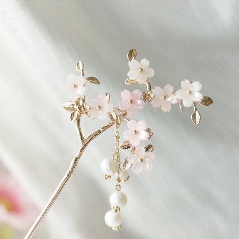再販 色が変わる 桜の枝のかんざし　簪 ヘアアクセサリー