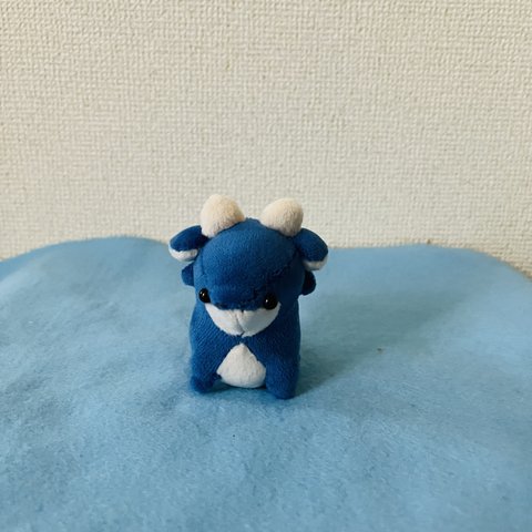 プチおすわりドラゴンのぬいぐるみ（ブルー）