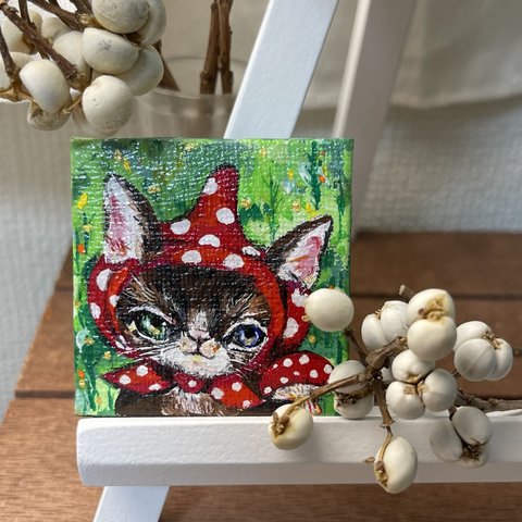 ミニチュアキャンバス絵　水玉できのこねこ