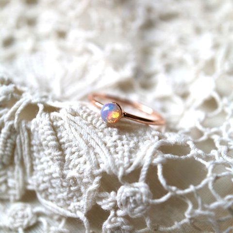 10号　vintage glass ring ピンクオパールカラー