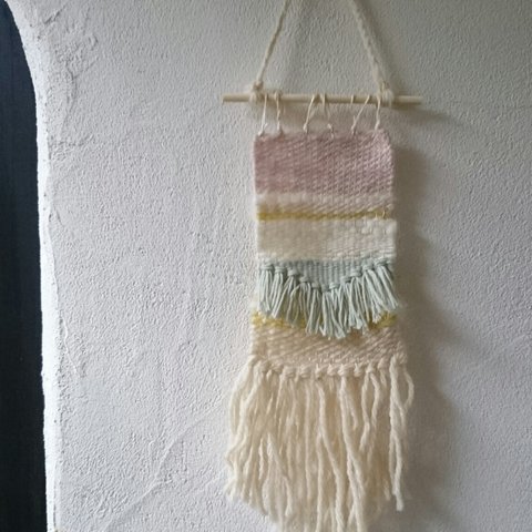 woven wall art 春パステル