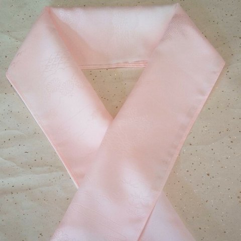 ピンクぼかし　ポリエステル半衿 　三つ折り縫い始末（新品）　