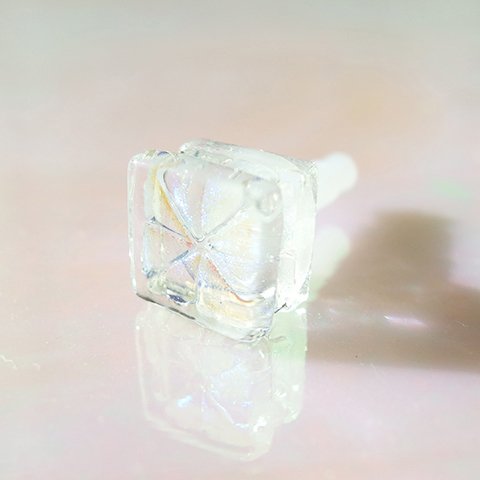 ４月誕生石ガラス『ダイヤモンド』イヤホンジャック 【受注制作】≪送料無料≫