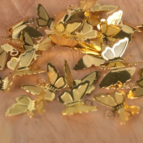 《30pcs》gold 蝶々のチャーム【Ch-1258】