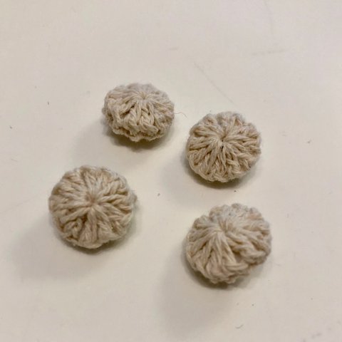 《アクセサリーパーツ》丸型毛糸パーツ(ホワイト)20個