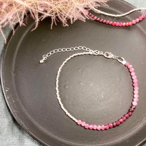 ⚫︎ルビーとカレンシルバーのbracelet⚫︎