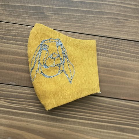 うさぎ刺繍　マスタード色　マスク　手縫い