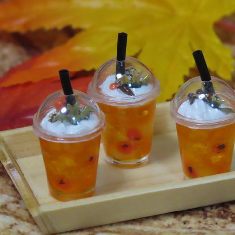 秋の味覚☆ハロウィン目玉オレンジフラペチーノ