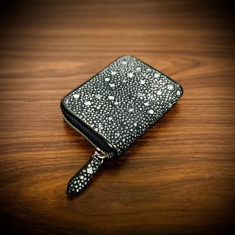 幻の素材 スタースティングレイ ミニ財布 ガルーシャ コインケース 小銭入れ 小さい財布 イバラエイ 梅花皮 ブラック 黒