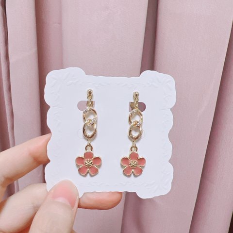 ピンクフラワー x ジルコニア　ピアス♡イヤリング